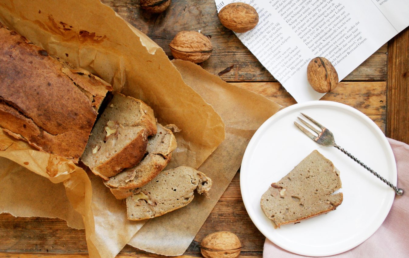 some healthy banana cake